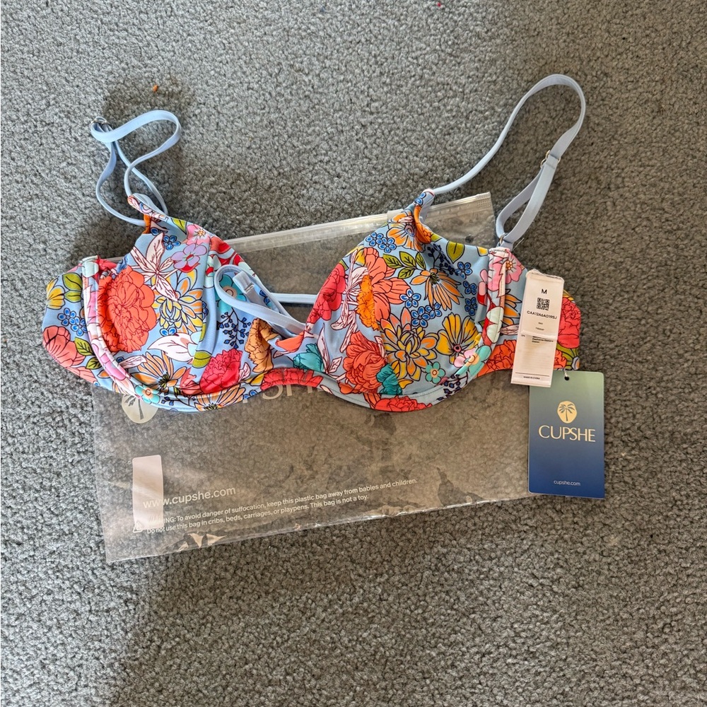 Cupshe Swim Set - Picture 3 of 5